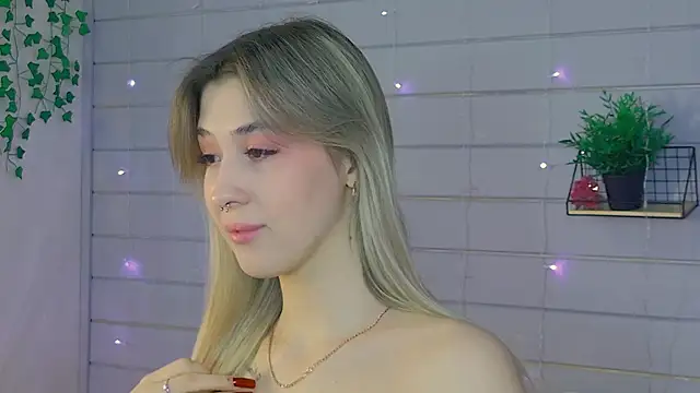 Snapshot of Bella_svon chatting on January 2026 11:24:01 AM Bella svon online show from January 2026 11:24:01 AM