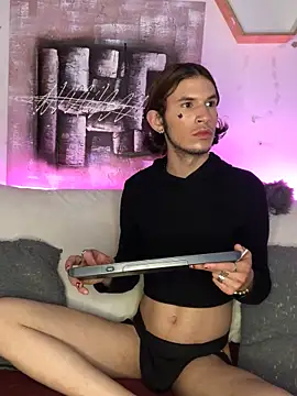 danny rios20 online show from November 2025 08:08:01 PM