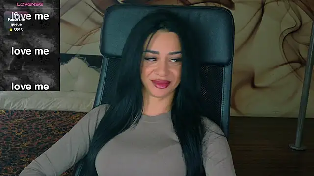 Snapshot of NaomiScarlet chatting on November 2025 10:30:01 AM NaomiScarlet online show from November 2025 10:30:01 AM