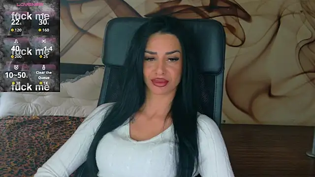 Snapshot of NaomiScarlet chatting on November 2025 09:47:02 AM NaomiScarlet online show from November 2025 09:47:02 AM