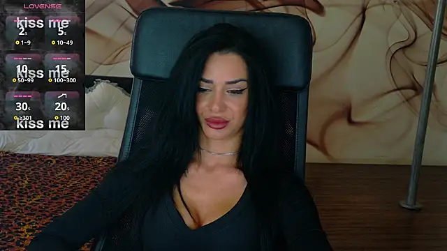 Snapshot of NaomiScarlet chatting on October 2025 10:24:02 AM NaomiScarlet online show from October 2025 10:24:02 AM