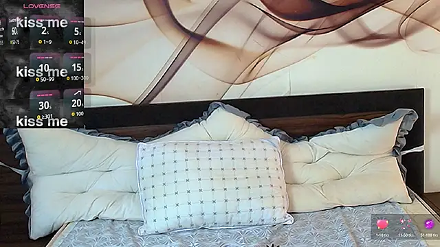 NaomiScarlet online show from March 2026 09:24:01 AM