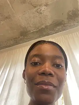 Snapshot of prettydollyy chatting on March 2026 08:10:02 AM prettydollyy online show from March 2026 08:10:02 AM