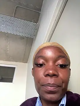 prettydollyy online show from July 2026 12:48:02 PM
