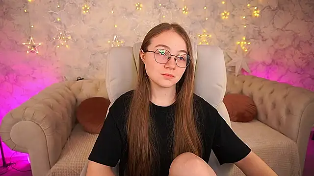 ArrinaWairr online show from January 2026 09:01:02 AM