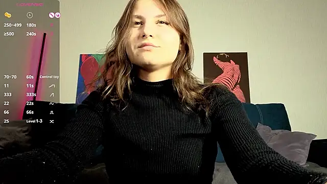 TrixiBell online show from February 2026 04:25:01 AM