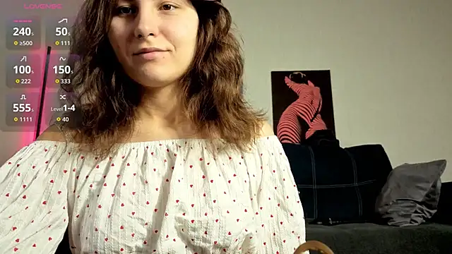 TrixiBell online show from October 2025 05:59:01 AM