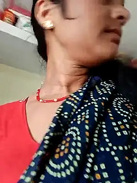 Snapshot of Cutreet chatting on September 2025 05:08:02 AM Cutreet online show from September 2025 05:08:02 AM