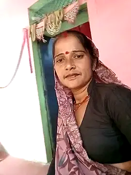 Snapshot of Cutreet chatting on December 2025 09:26:01 AM Cutreet online show from December 2025 09:26:01 AM