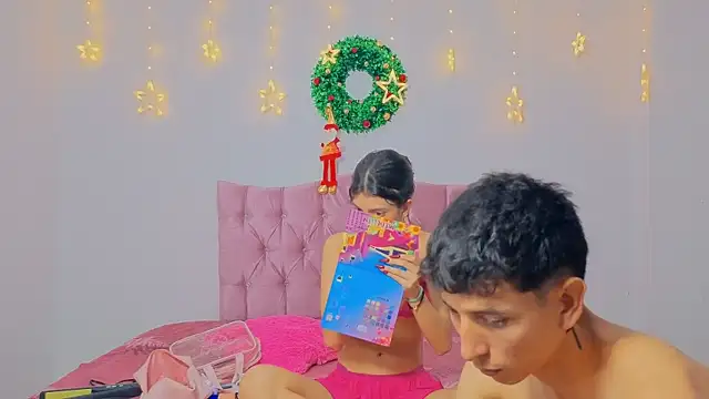 makiandjimmy online show from December 2025 10:15:02 PM