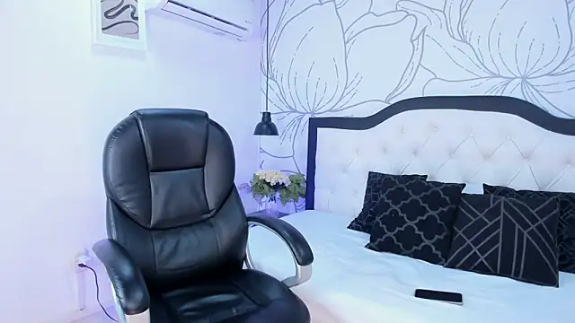 Jim twink online show from February 2026 07:42:02 PM