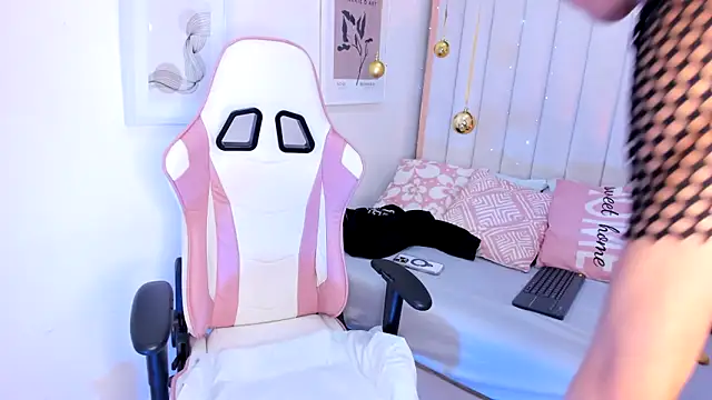 Jim twink online show from February 2026 07:41:02 PM