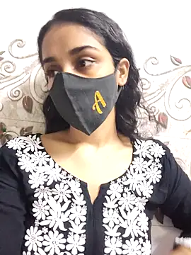 Zoya G online show from February 2026 11:45:01 AM