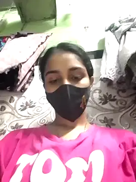 Snapshot of Zoya_G chatting on October 2025 01:23:01 PM Zoya G online show from October 2025 01:23:01 PM