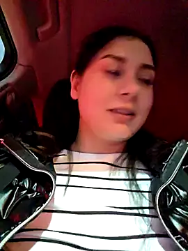 SaraViss20 online show from December 2025 06:24:01 PM