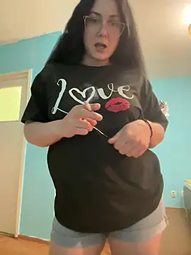 SaraViss20 online show from April 2026 06:05:02 PM