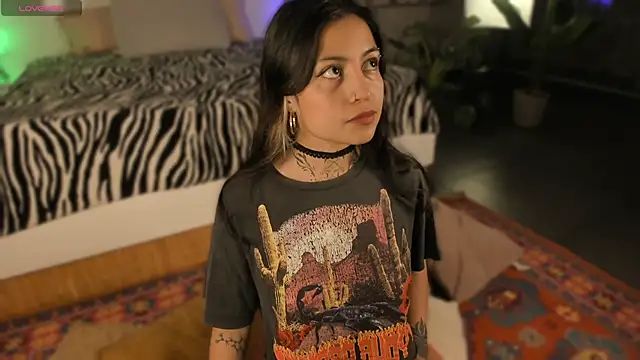 Snapshot of anne_dh chatting on October 2025 10:21:01 PM anne dh online show from October 2025 10:21:01 PM