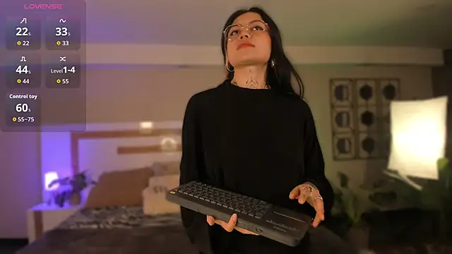 Snapshot of anne_dh chatting on September 2025 02:06:02 AM anne dh online show from September 2025 02:06:02 AM