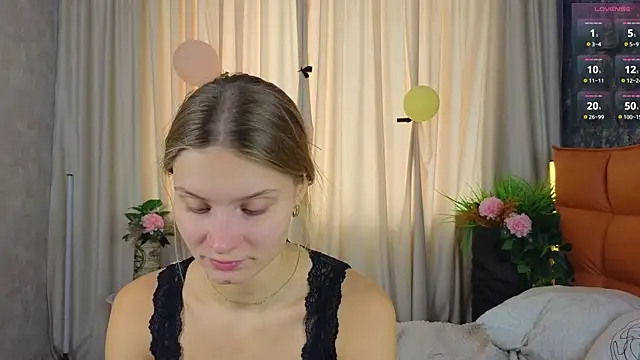 SoftBliss online show from September 2025 06:42:01 AM