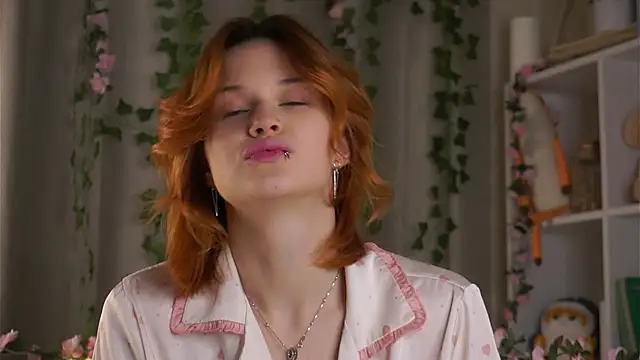 BlytheBenny online show from November 2025 12:27:01 AM