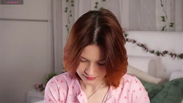 BlytheBenny online show from February 2026 01:06:02 AM