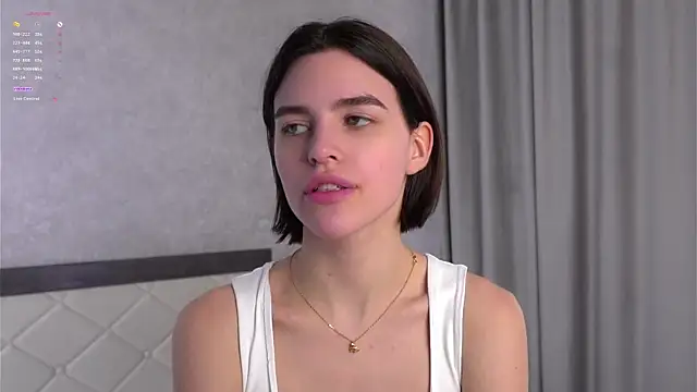 EleneButton online show from March 2026 01:28:02 AM