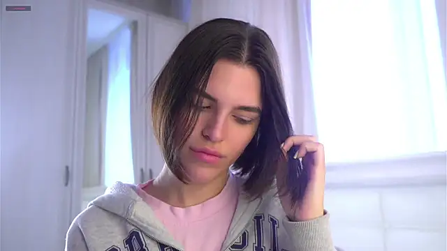 EleneButton online show from April 2026 01:13:02 AM