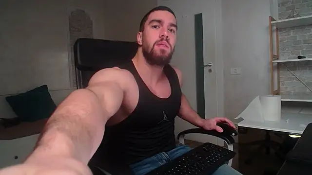 IvanHydee online show from January 2026 05:44:01 AM