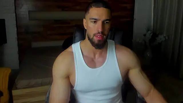 Snapshot of IvanHydee chatting on June 2026 04:23:02 AM IvanHydee online show from June 2026 04:23:02 AM