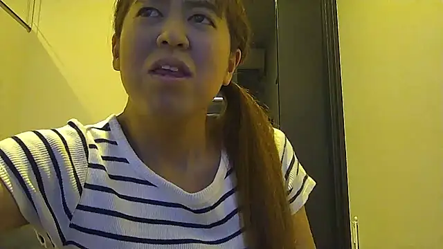 Snapshot of SAKI_saki_01 chatting on September 2025 10:36:01 AM SAKI saki 01 online show from September 2025 10:36:01 AM
