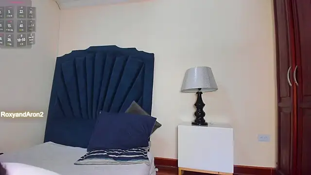 RoxyandAron2 online show from March 2026 02:39:01 PM