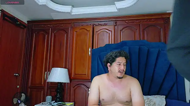 RoxyandAron2 online show from June 2026 11:27:02 AM