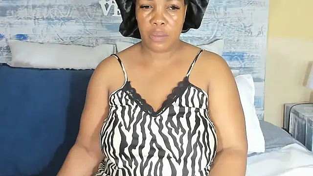 Jess555 online show from October 2025 08:43:01 PM