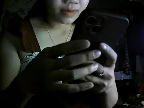 NinaChu online show from October 2025 04:10:02 PM