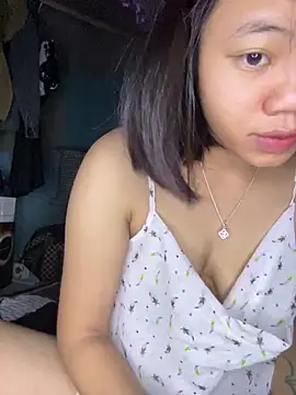 NinaChu online show from September 2025 03:36:02 PM