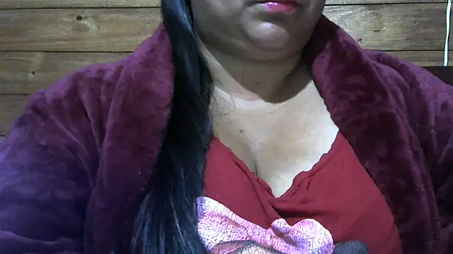 Snapshot of MARRENTINHA34 chatting on September 2025 05:23:01 PM MARRENTINHA34 online show from September 2025 05:23:01 PM