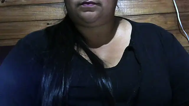 MARRENTINHA34 online show from May 2026 06:57:01 PM