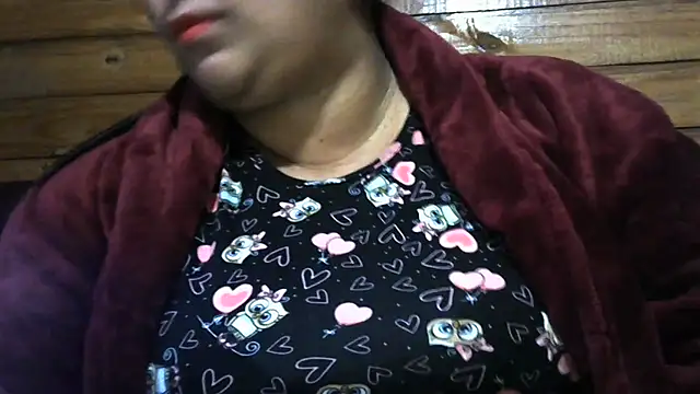 Snapshot of MARRENTINHA34 chatting on July 2026 01:40:01 PM MARRENTINHA34 online show from July 2026 01:40:01 PM