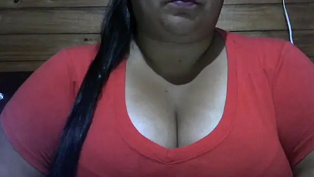 MARRENTINHA34 online show from May 2026 10:01:01 PM