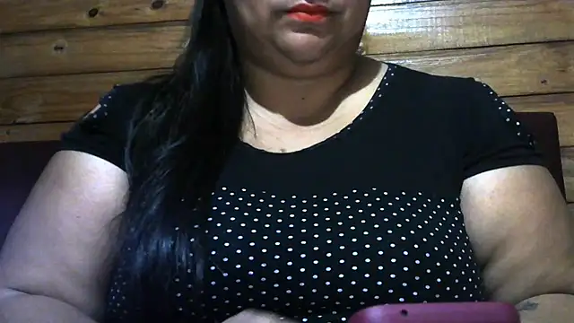 Snapshot of MARRENTINHA34 chatting on July 2026 01:52:02 PM MARRENTINHA34 online show from July 2026 01:52:02 PM