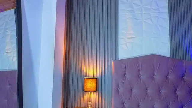 Bonnali lune online show from March 2026 07:36:02 PM