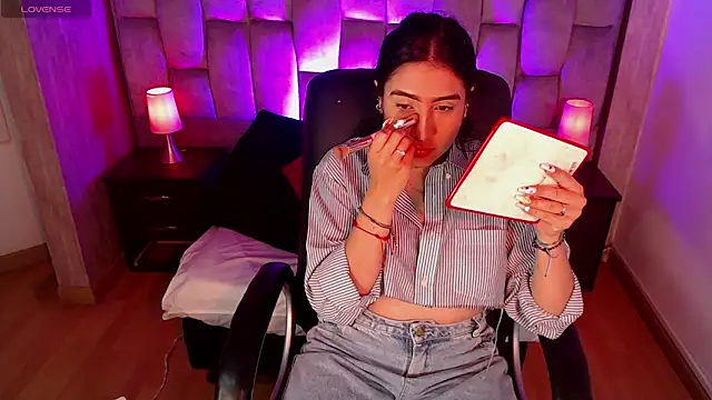 Bonnali lune online show from February 2026 04:11:01 AM