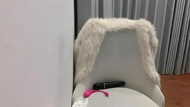 Azami Chan online show from January 2026 05:09:02 PM