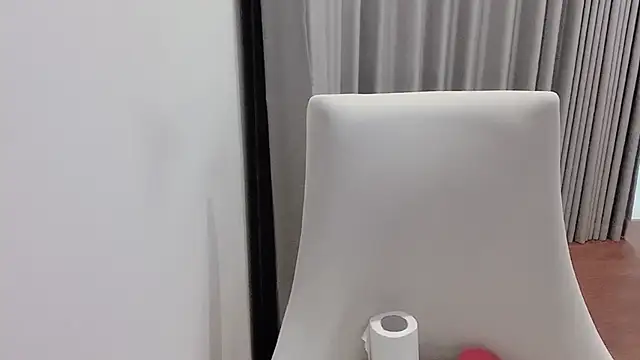 Azami Chan online show from October 2025 01:43:02 PM