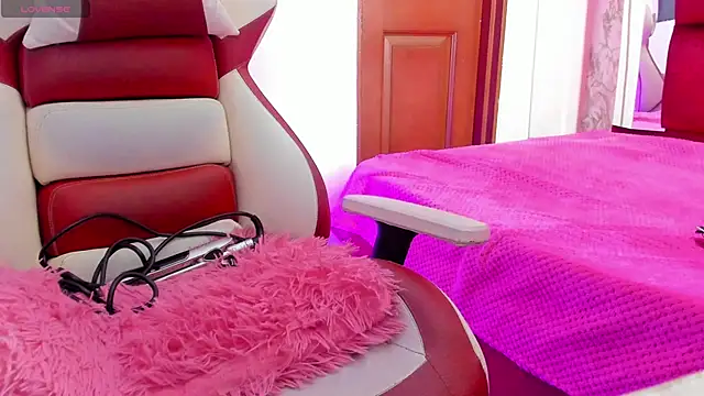 Sheilly brown online show from November 2025 07:19:01 PM