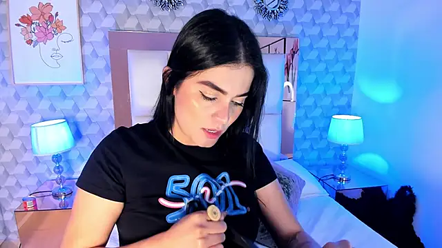 Sasha  sims   online show from October 2025 11:45:02 AM