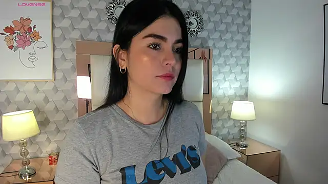 Sasha  sims   online show from September 2025 11:43:01 AM
