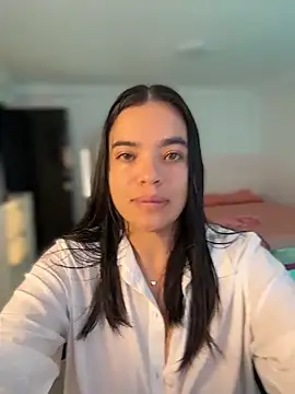 Snapshot of JuanitaMore01 chatting on June 2026 08:07:02 PM JuanitaMore01 online show from June 2026 08:07:02 PM