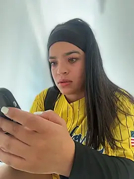 JuanitaMore01 online show from May 2026 08:18:02 PM