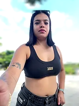 JuanitaMore01 online show from September 2025 02:49:01 PM